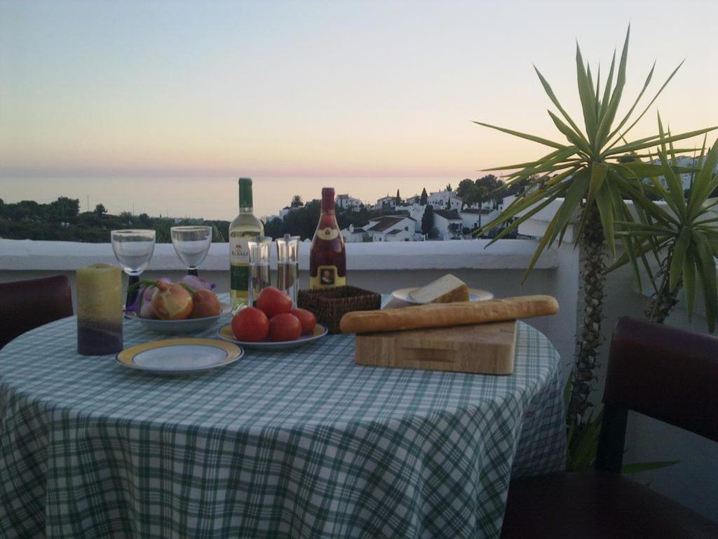 Casa Chozie, Nerja Apartment Ngoại thất bức ảnh